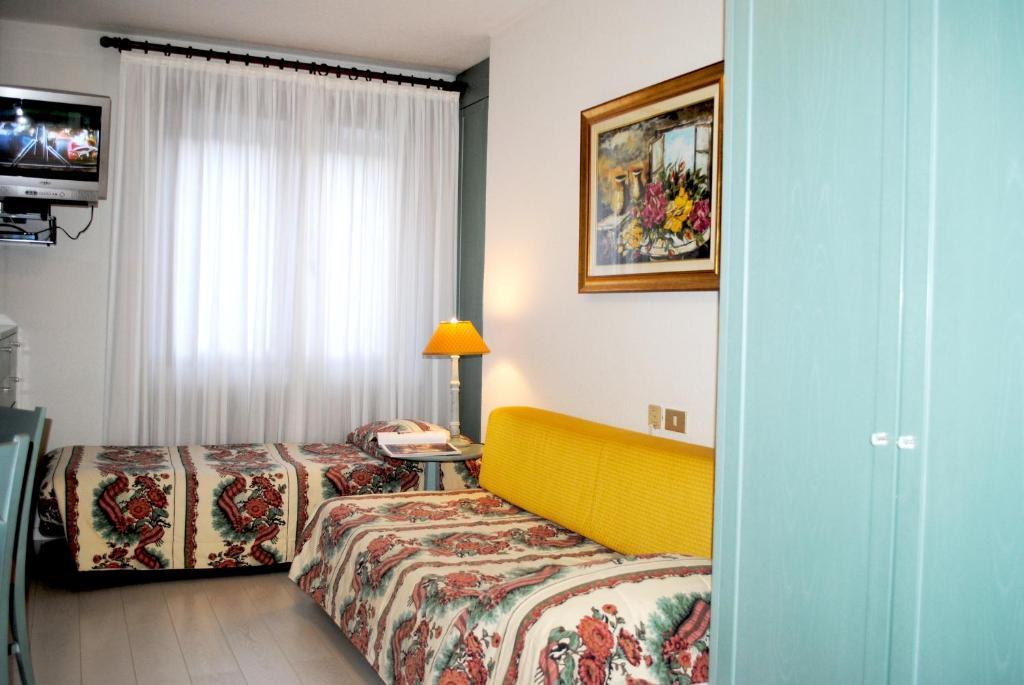 Residence Antares Madonna di Campiglio Room photo
