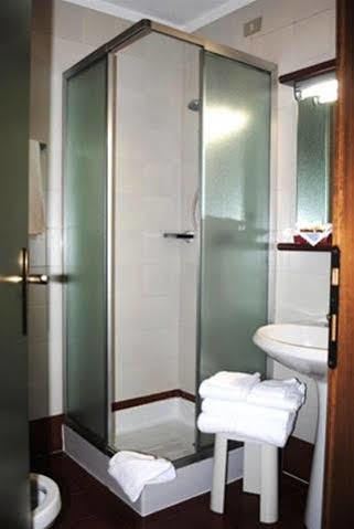 Residence Antares Madonna di Campiglio Exterior photo